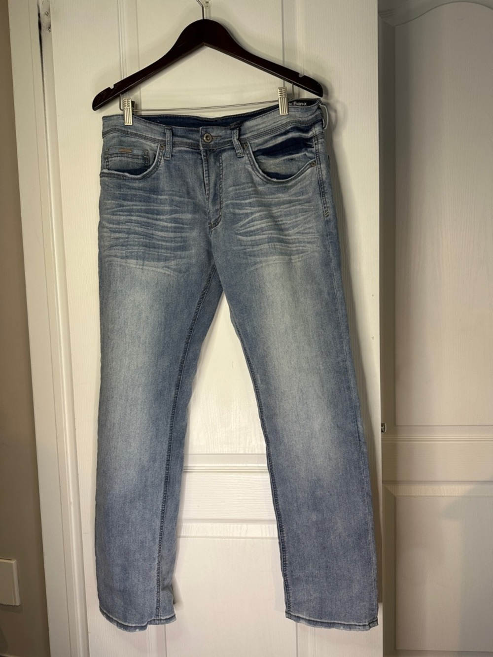 Buffalo David Bitton Men's strait stretch Jeans waist 34” length 32” insm 10.5”